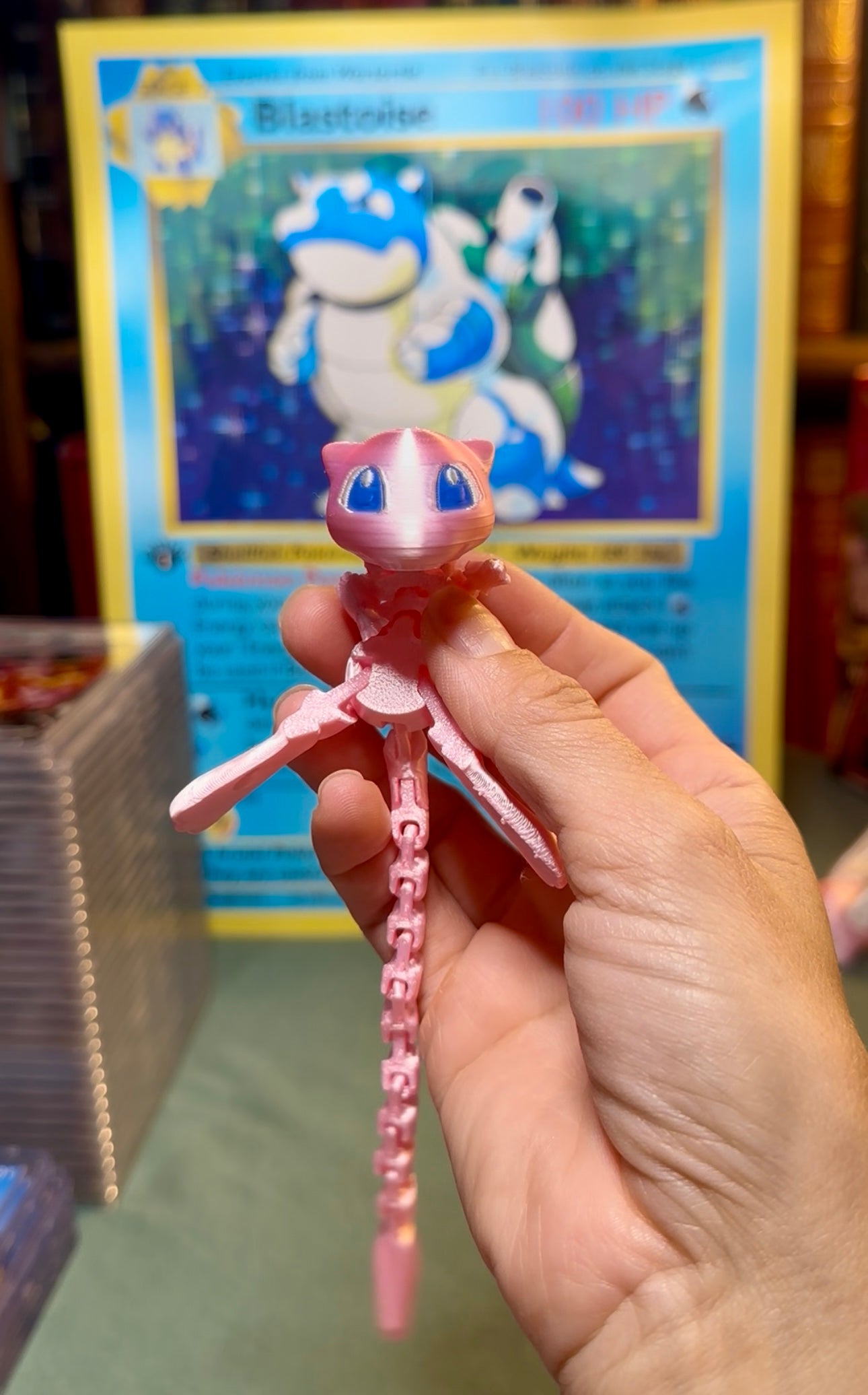 M e w articulated 3D printed toy